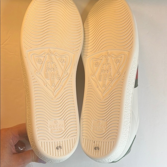 NWT Gucci White Sneakers Luxurious Leather WITH ICONIC WEB DETAIL Design Sz 40.5 - Picture 4 of 13